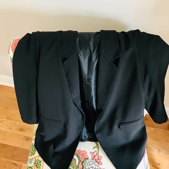 Gently Worn NY & Company Tuxedo Style Open Front Jacket/Blazer Black Size M - Picture 5 of 9